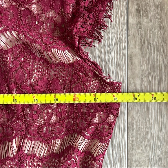 Maeve Peplum Lace Dress - Large - Picture 10 of 14